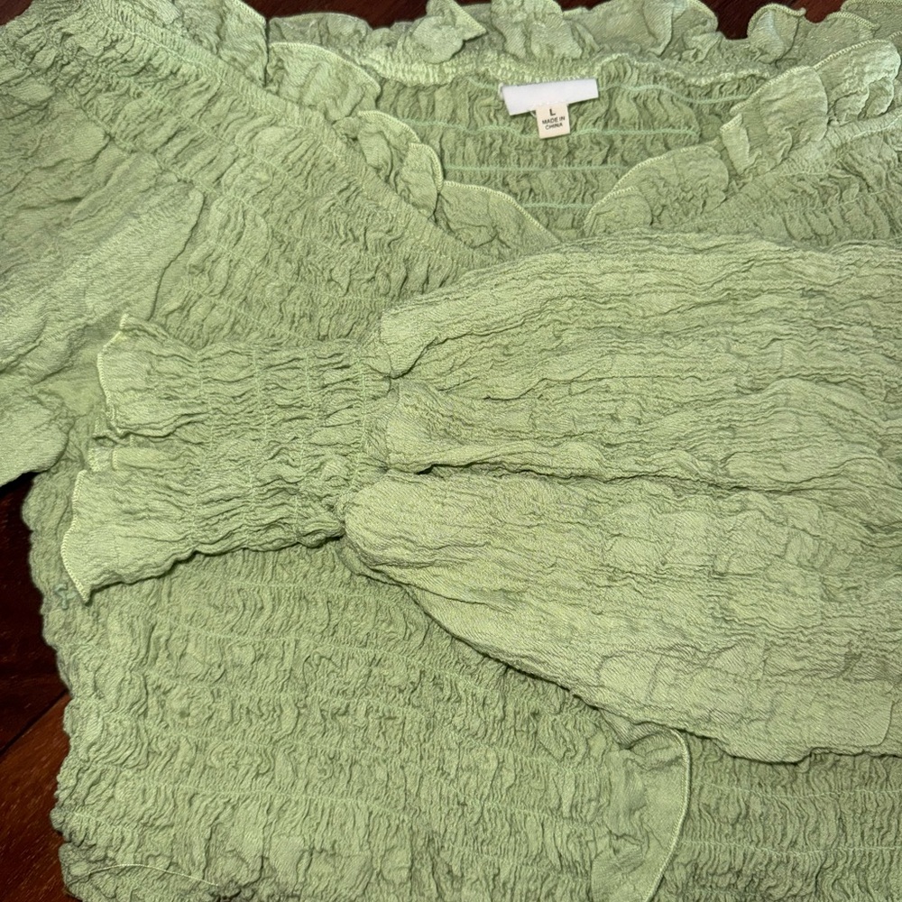 Like Green Ruffle Long Sleeve - Picture 7 of 8